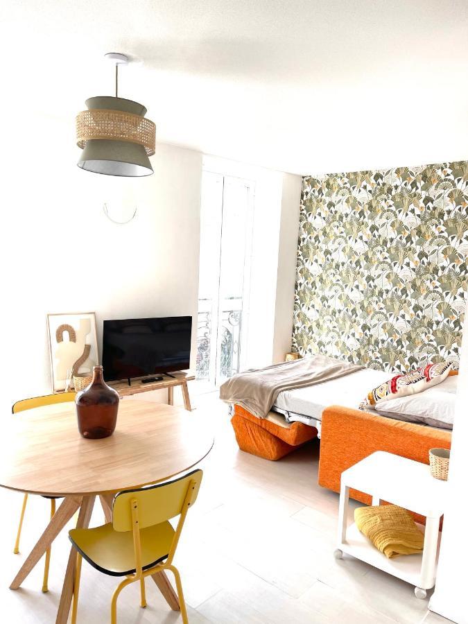 Menton Studio Face Au Jardin Bioves Fetes Des Citrons 3Min De La Mer Apartment Ngoại thất bức ảnh